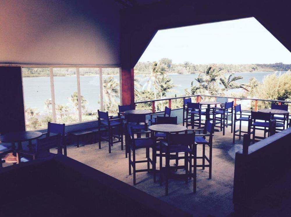Ostello Retreat Seaside Port Vila Esterno foto